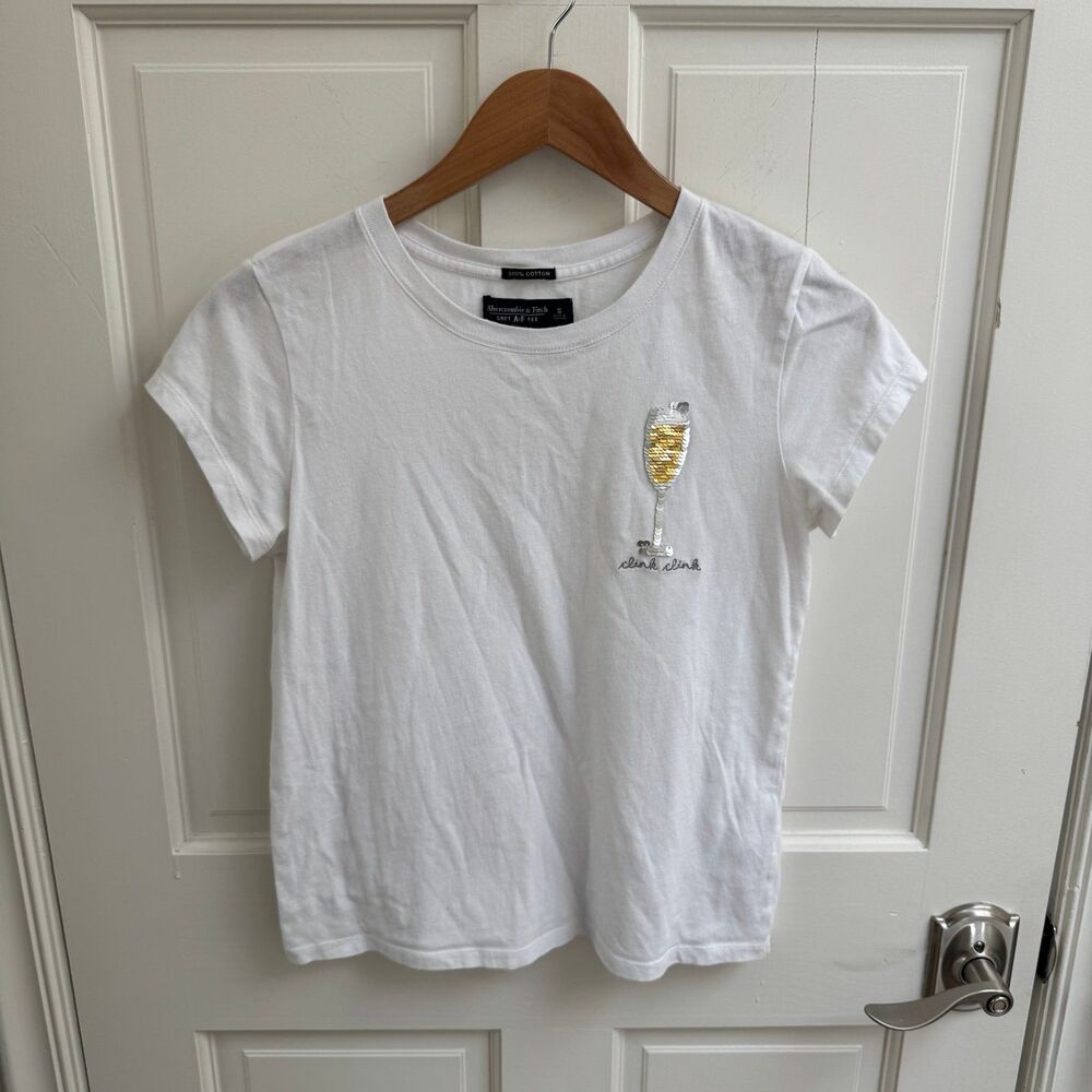 Abercrombie & Fitch Soft A&F White Reversible Sequin Wine Glass Tee Size Small - Picture 2 of 6